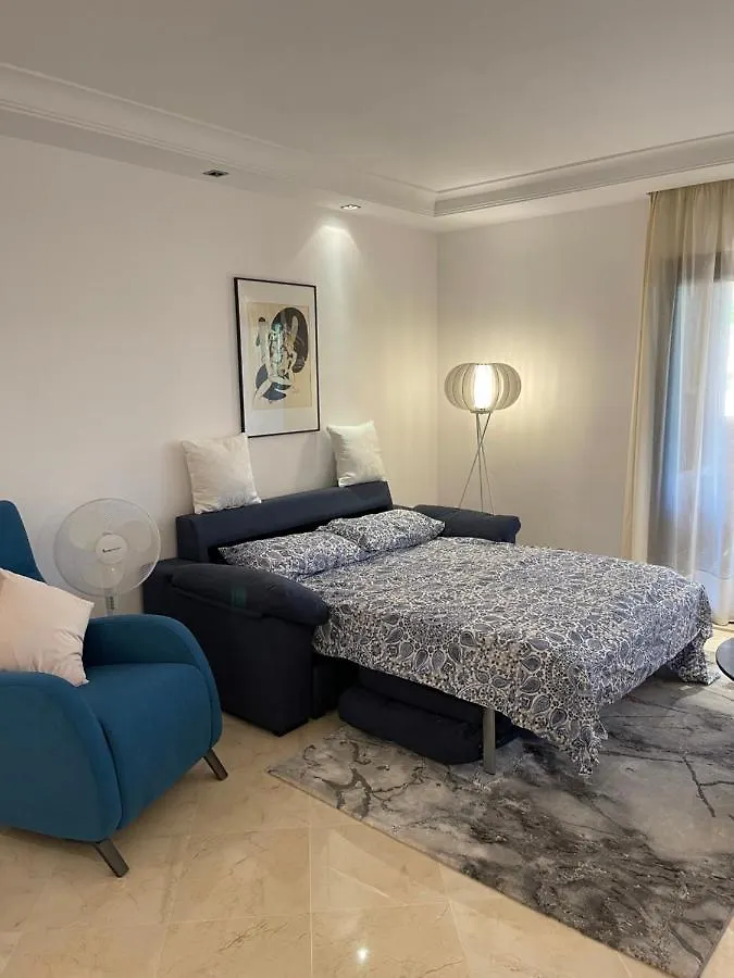 Studio Private Wing Estepona 酒店