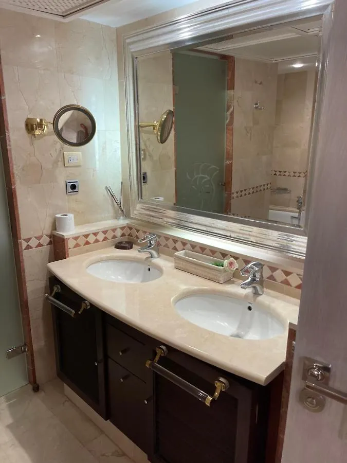 Studio Private Wing Estepona